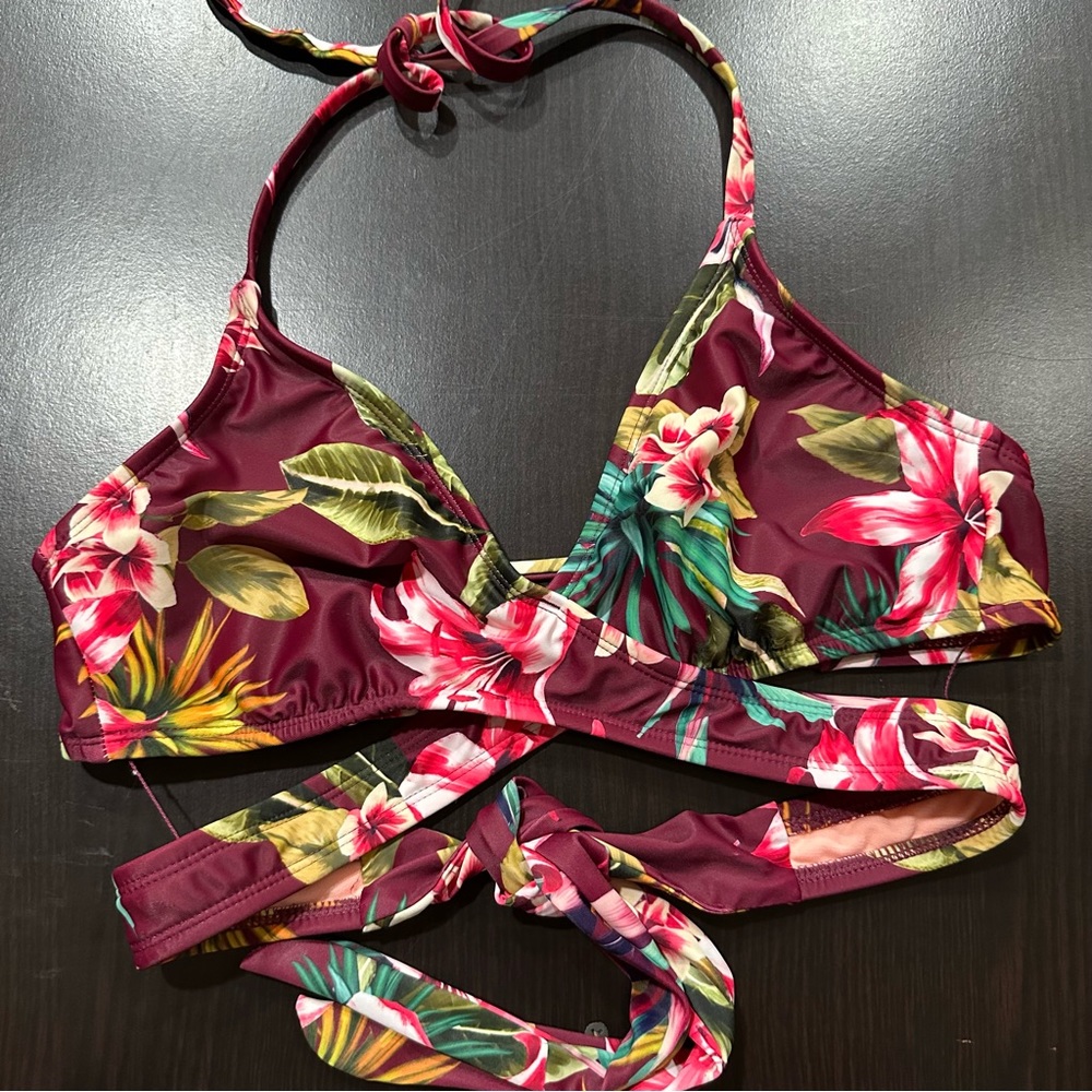 Shade & Shore Wrap Halter Bikini Top